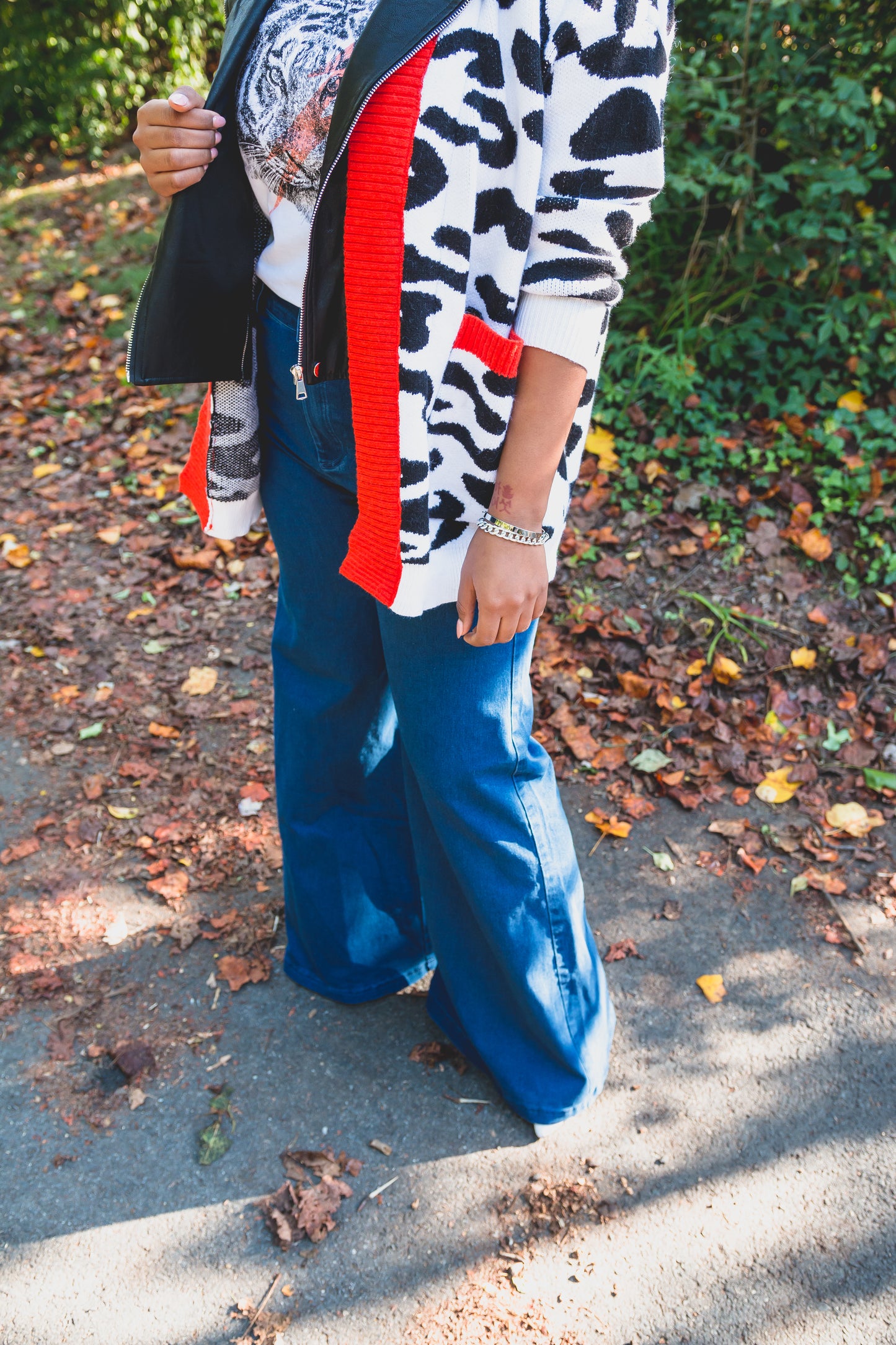 Dark Blue High-Waisted Extra Flare Jeans