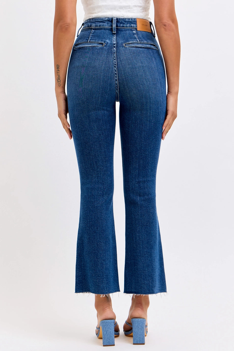 The Alix Cropped Flare