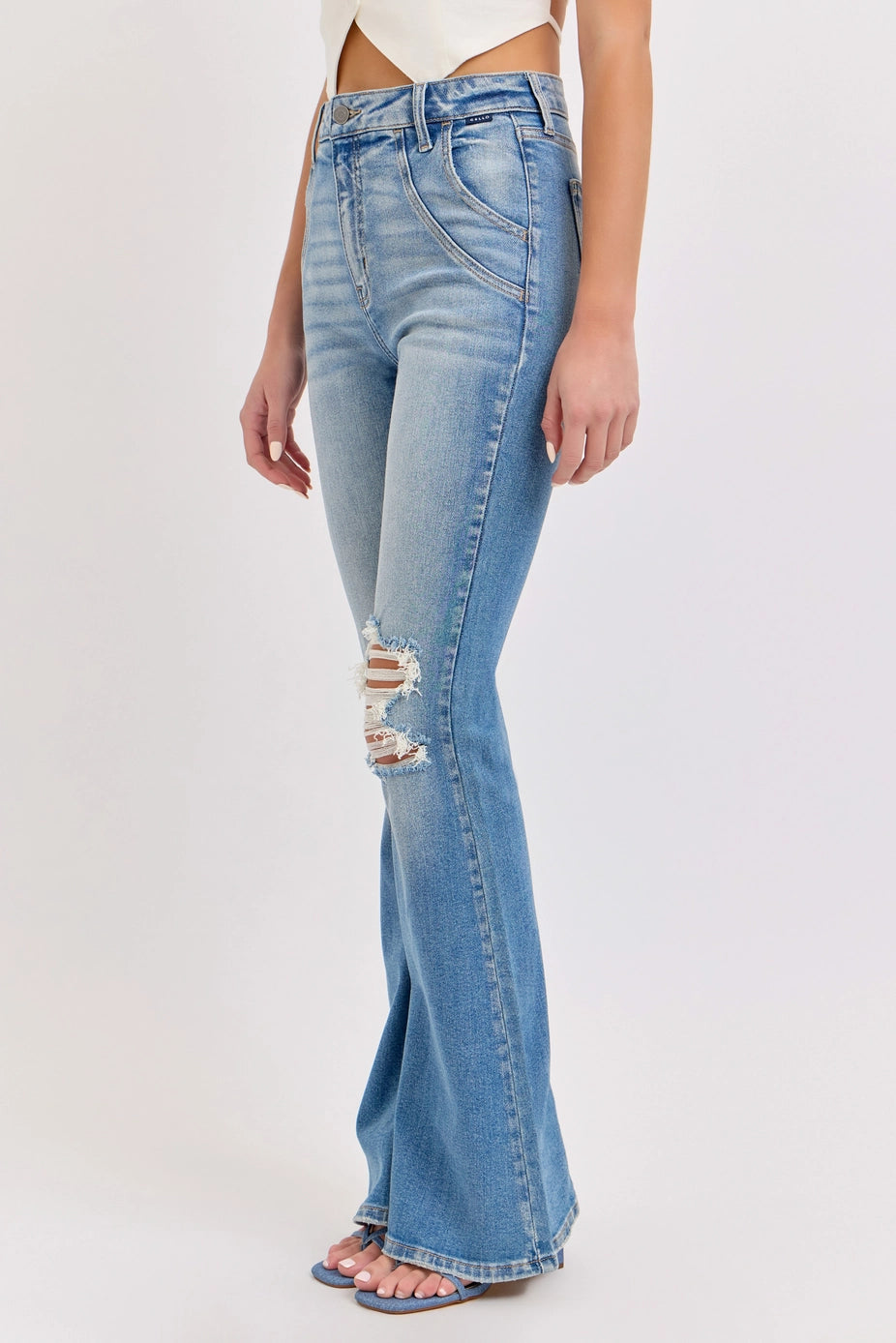 The Livia Super Flare