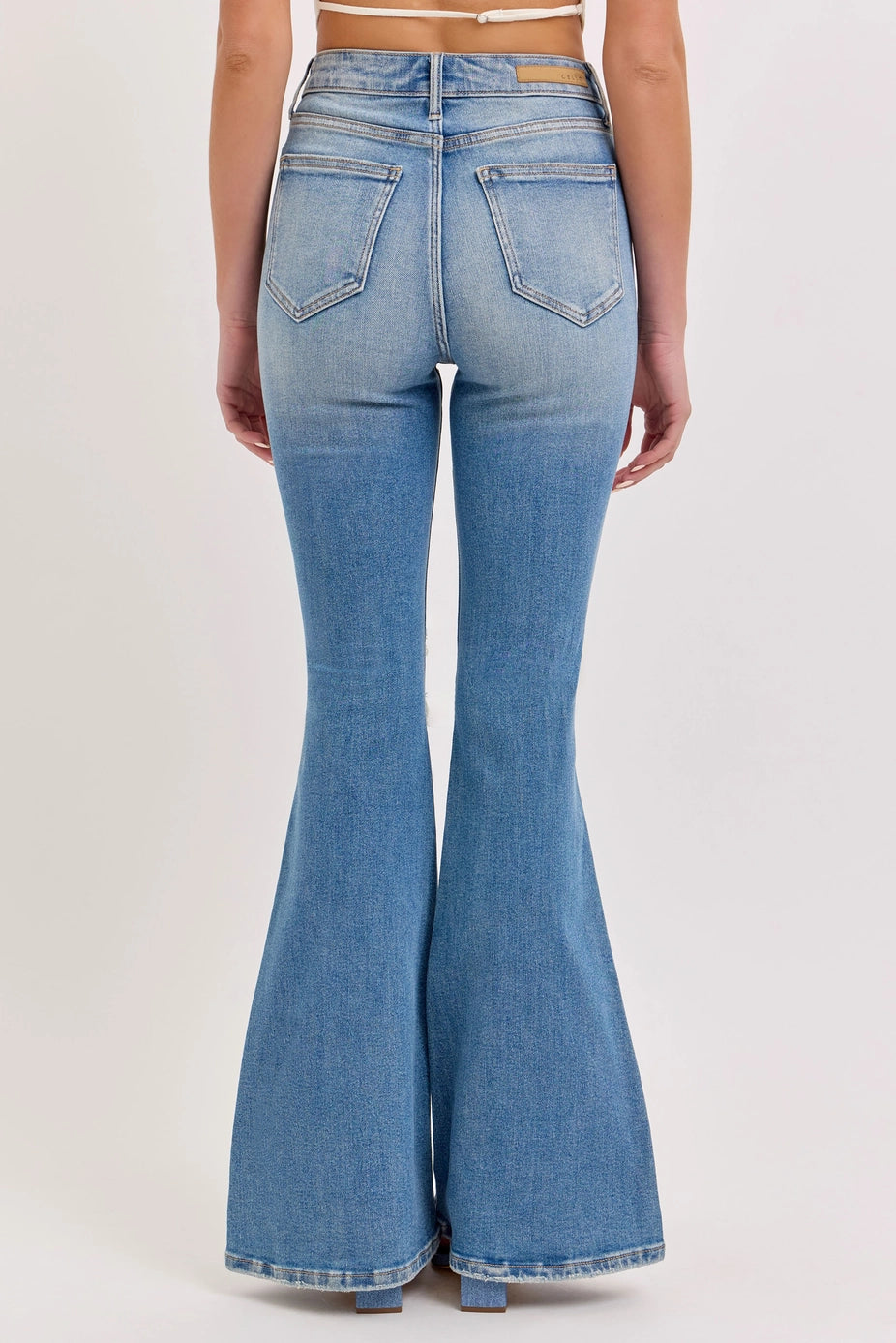 The Livia Super Flare