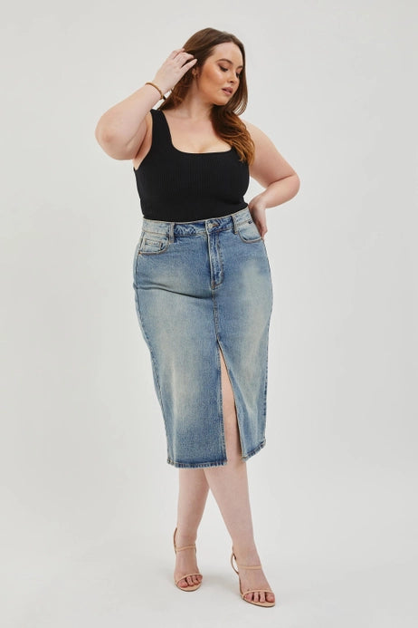 Cello High Rise Midi Skirt in Curvy