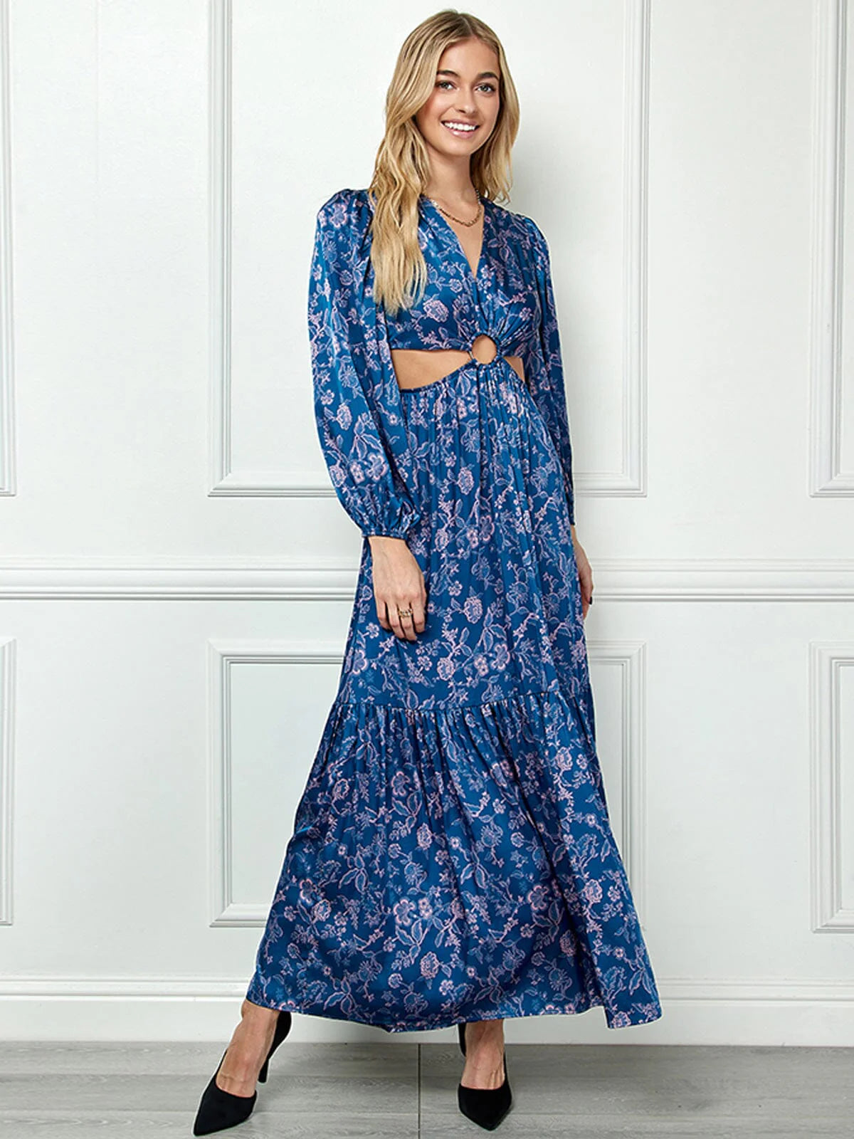 The Noemi Cutout Maxi