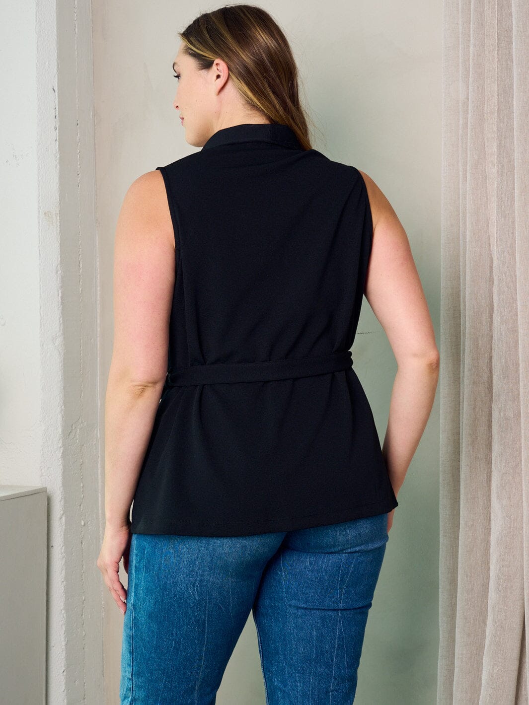 Sleeveless Wrap Vest Top in CURVY