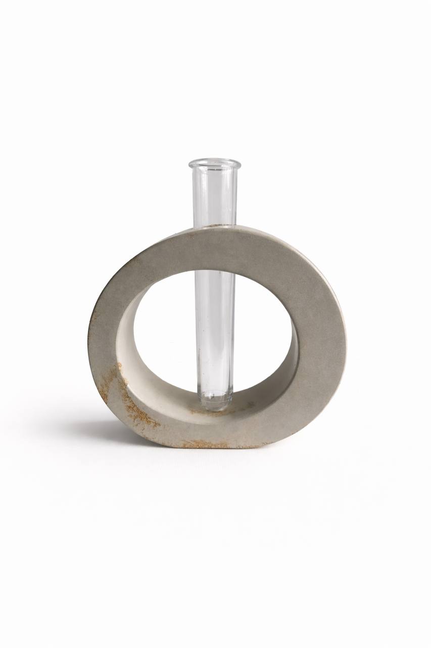 Mimonovas Concrete Vases