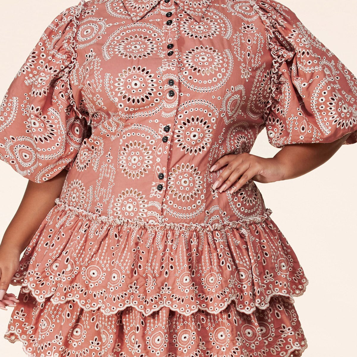 SHORT PUFF SLEEVE RUFFLE EYELET MINI DRESS - CURVY